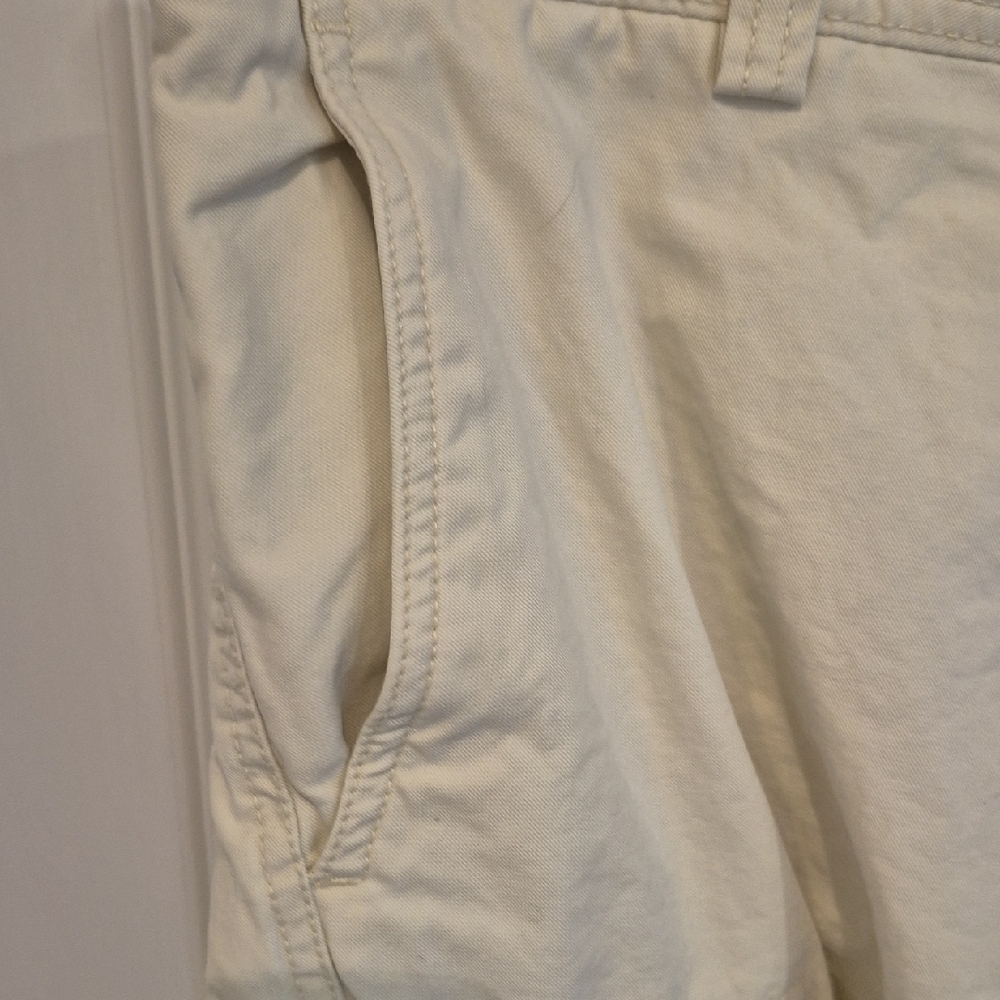 Men's Daniel Cremieux Cream Cargo Shorts Size 36 - Picture 3 of 9